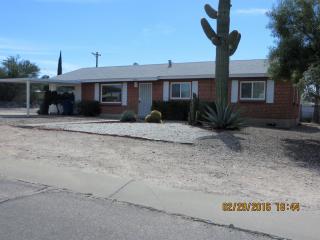 6744 12th St, Tucson, AZ 85710-1013