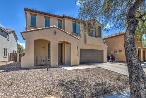 3787 Chickadee Rd, Gilbert, AZ 85297-5241