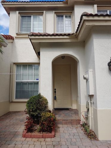 7949 20th St, Hollywood FL  33024-3668 exterior