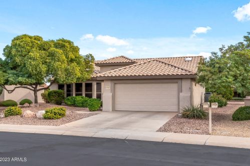 15127 Pinehurst Ln, Sun City, AZ 85374-8589