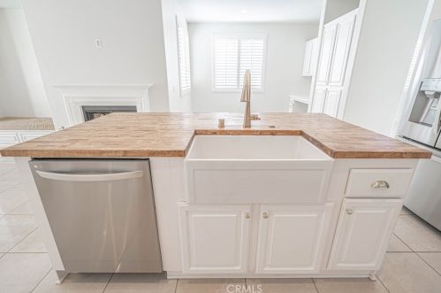 28342 Lorita Ln, Santa Clarita CA  91350-3211 exterior