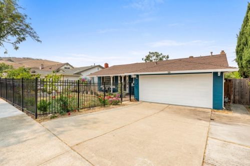 3947 Gardie Place Way, San Jose, CA 95121-1920