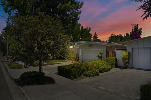 1028 Wunderlich Dr, San Jose, CA 95129-3158