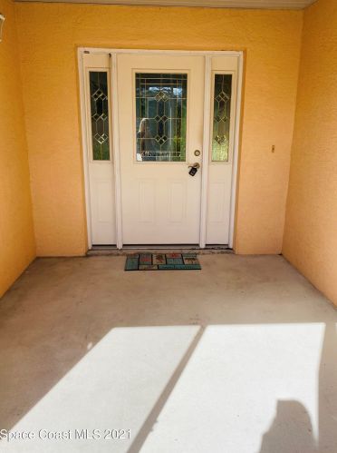 1390 Las Verdes Ct, Titusville FL  32780-8732 exterior