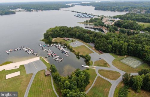 173 Windwood Coves Blvd, Mineral VA  23117-4852 exterior