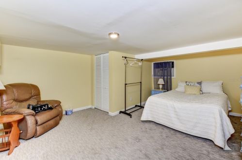 2704 Oak Rd, Deland FL  32720-2024 exterior