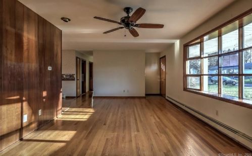 5 Bruns Rd, Ansonia, CT 06401-2725