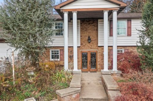 218 Sterling Ave, Grays Landing, PA 15461-1728