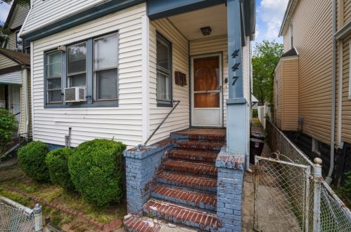447 Clinton St, East Orange, NJ 07017-3402