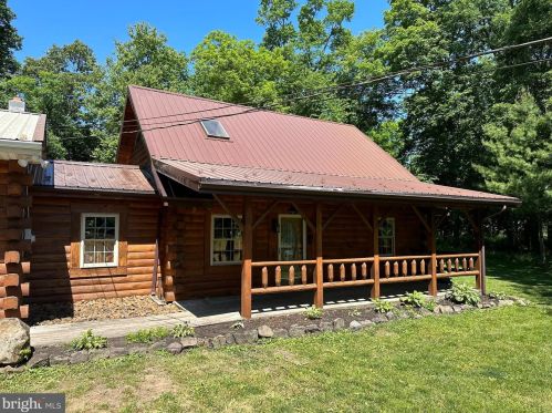 151 Flatbush Rd, Littlestown, PA 17340-9626