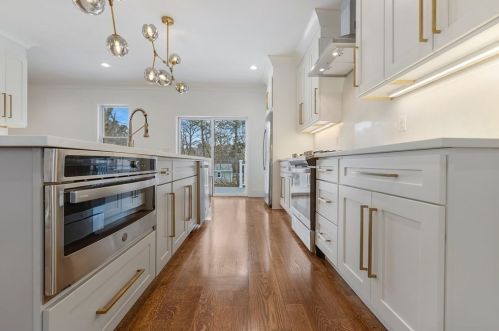 23 Evergreen Rd, Natick MA 01760-1631 exterior