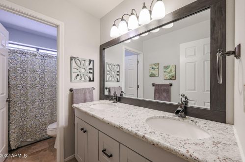 1712 Tulsa St, Chandler AZ  85225-8228 exterior