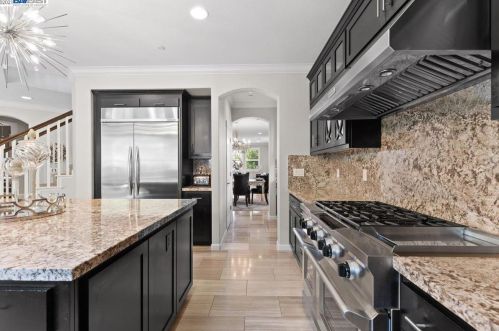 1799 Tramonti Dr, Pleasanton CA  94568-4249 exterior