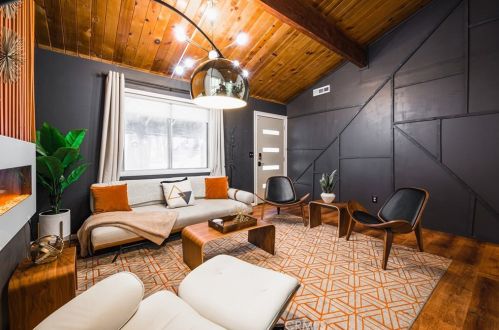 328 Sherwood Blvd, Big Bear City CA  92314 exterior