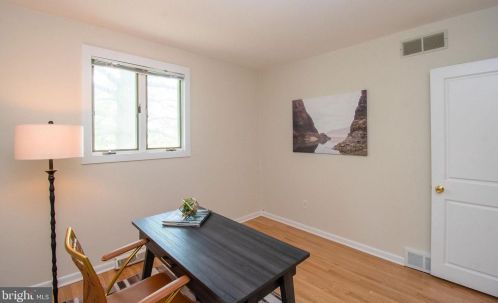 159 Windsor Ave, Southampton PA  18966-3333 exterior