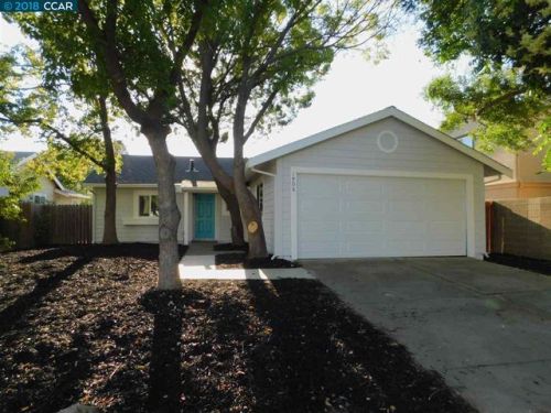 1906 Seward Dr, West Pittsburg, CA 94565-4046