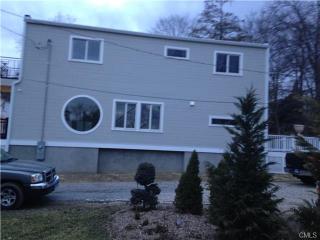 139 Mulberry St, Stamford CT  06907-1718 exterior