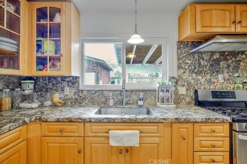 1427 Poplar St, Santa Rosa CA  95407-7036 exterior