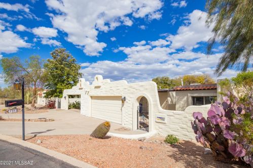 1502 Camino Mateo, Tucson, AZ 85745-3313