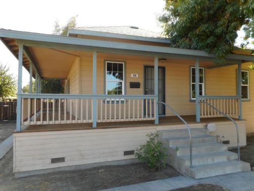62 Lemoore Ave, Lemoore, CA 93245-2914