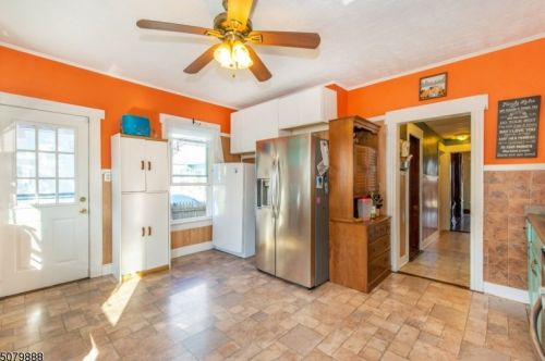 24 Olive St, Bloomfield NJ  07003-3209 exterior