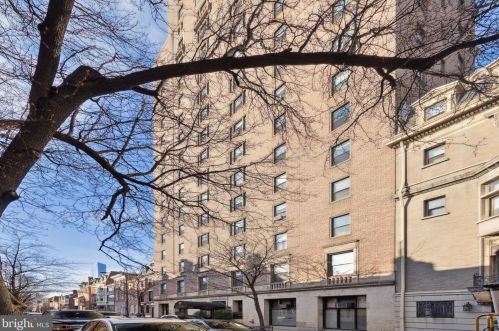 2031 Locust St, Philadelphia PA  19103-5613 exterior