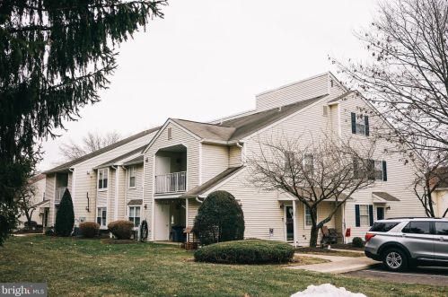 104 Steamboat Sta, Southampton, PA 18966-4168