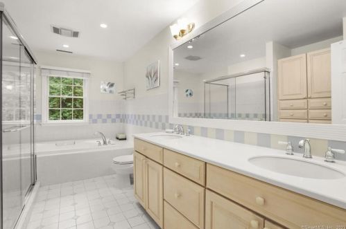 223 Jonathan Dr, Stamford CT  06903-1510 exterior