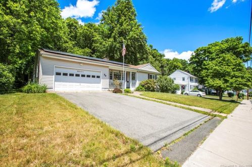 39 Marion Dr, Manchester, CT 06042-3445