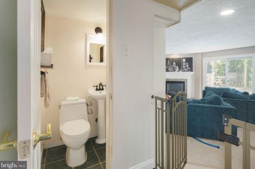 434 Lakeview Ave, Tavistock NJ  08033-1612 exterior