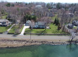124 Pear Tree Point Rd, Tokeneke, CT 06820-5821