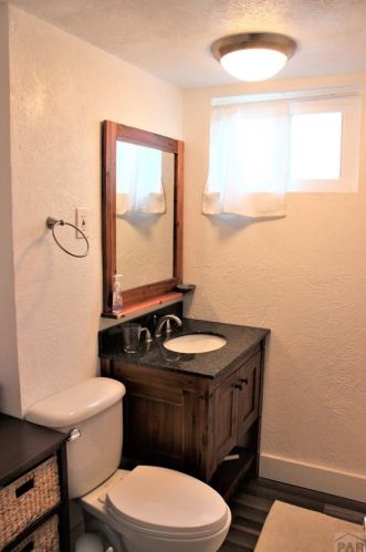 3307 Elmwood Cir, Pueblo CO 81005-3306 exterior