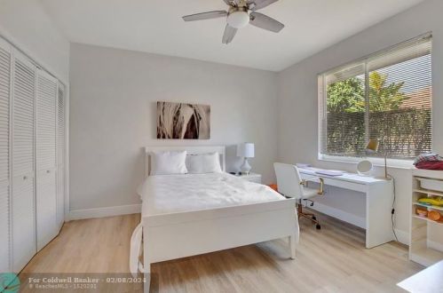 10595 Stonebridge Blvd, Boca Raton FL  33498-2002 exterior