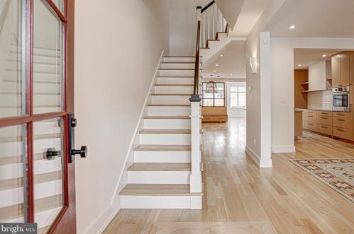 1353 Taylor St, Washington DC  20011-5507 exterior