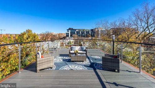 1419 10 St, Washington DC 20001-3214 exterior