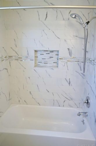 9 Juniper Ln, Brookfield Center CT  06804-1207 exterior