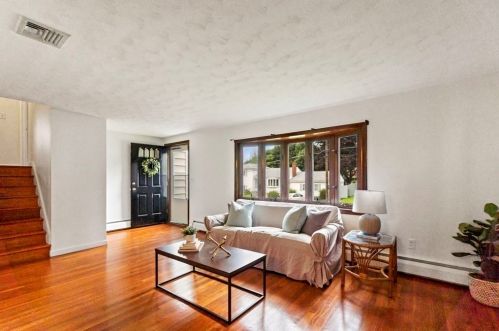 40 Rose Way, Holbrook, MA 02343-1125