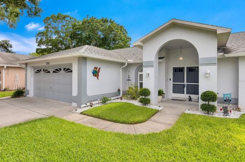 7343 Fairwood Ave, New Port Richey, FL 34653-1941