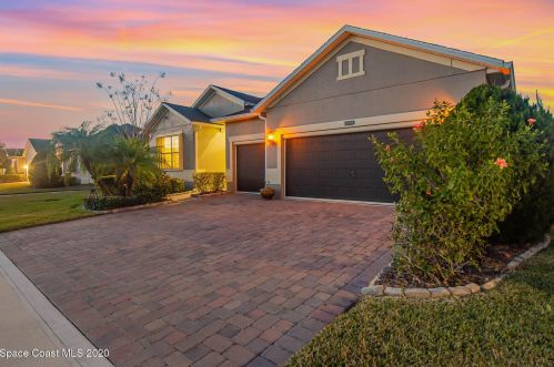 6191 Ingalls St, Melbourne, FL 32940-8657