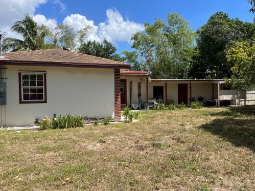 821 4th Ave, Delray Beach, FL 33444-2807
