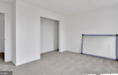 20 Cool Springs Ln, Charles Town WV  25414-4647 exterior