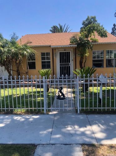 1848 Poppy St, Long Beach, CA 90805-3106