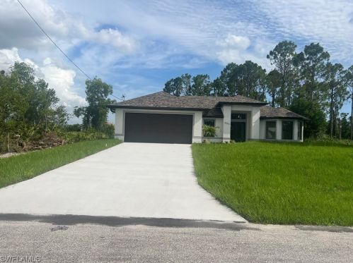 307 Raber Ave, Lehigh Acres, FL