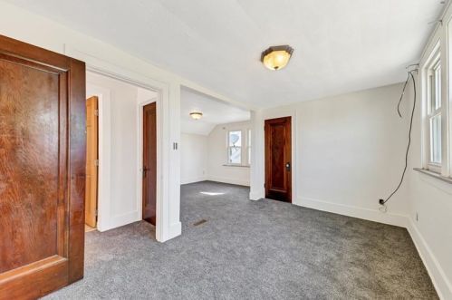 4 Garfield Ave, New Castle PA  16105-2536 exterior