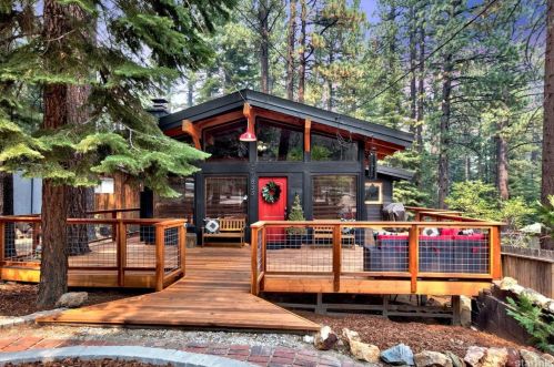 833 Tata Ln, South Lake Tahoe, CA 96150-6347