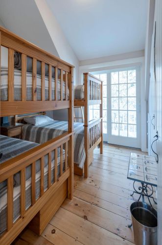 23 Flying Cloud Cir, Mashpee MA 02649-4708 exterior