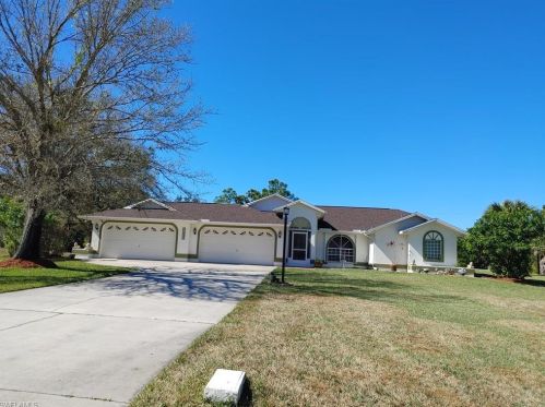 1223 Robert Ave, Lehigh Acres, FL 33972-2410