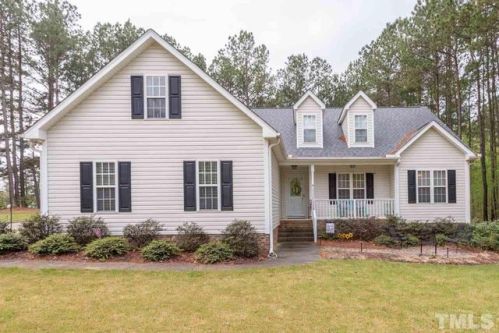 15 Williamston Ridge Dr, Youngsville, NC 27596-7314