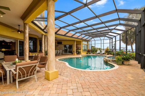 3618 Indian Riv Dr, Cocoa FL 32926-8705 exterior