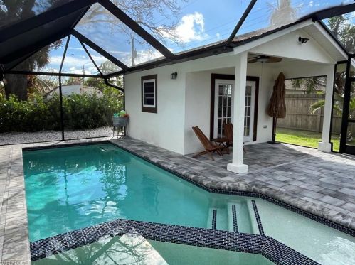 772 104th Ave, Naples FL  34108-3229 exterior